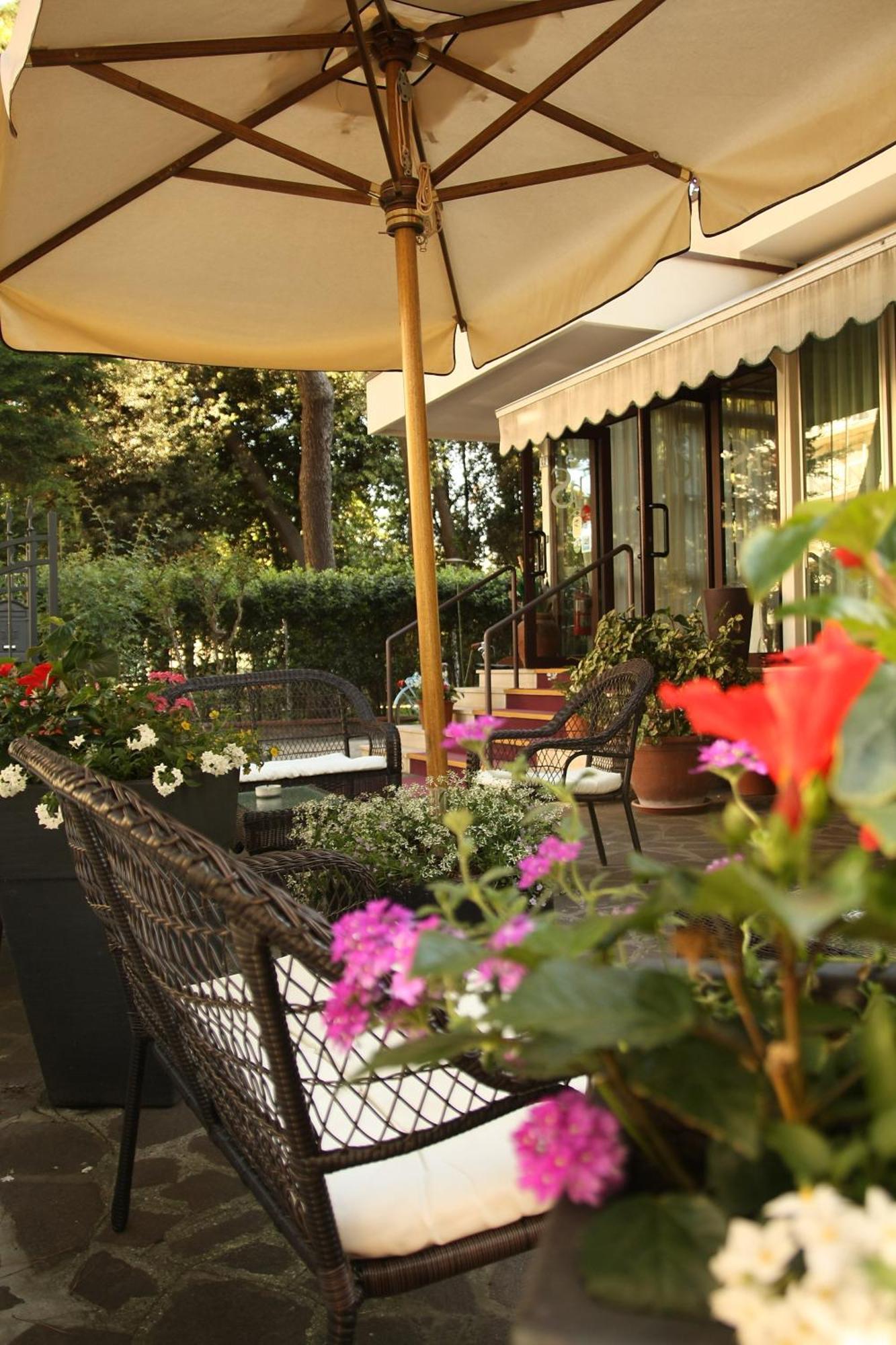Hotel Santiago Milano Marittima Luaran gambar